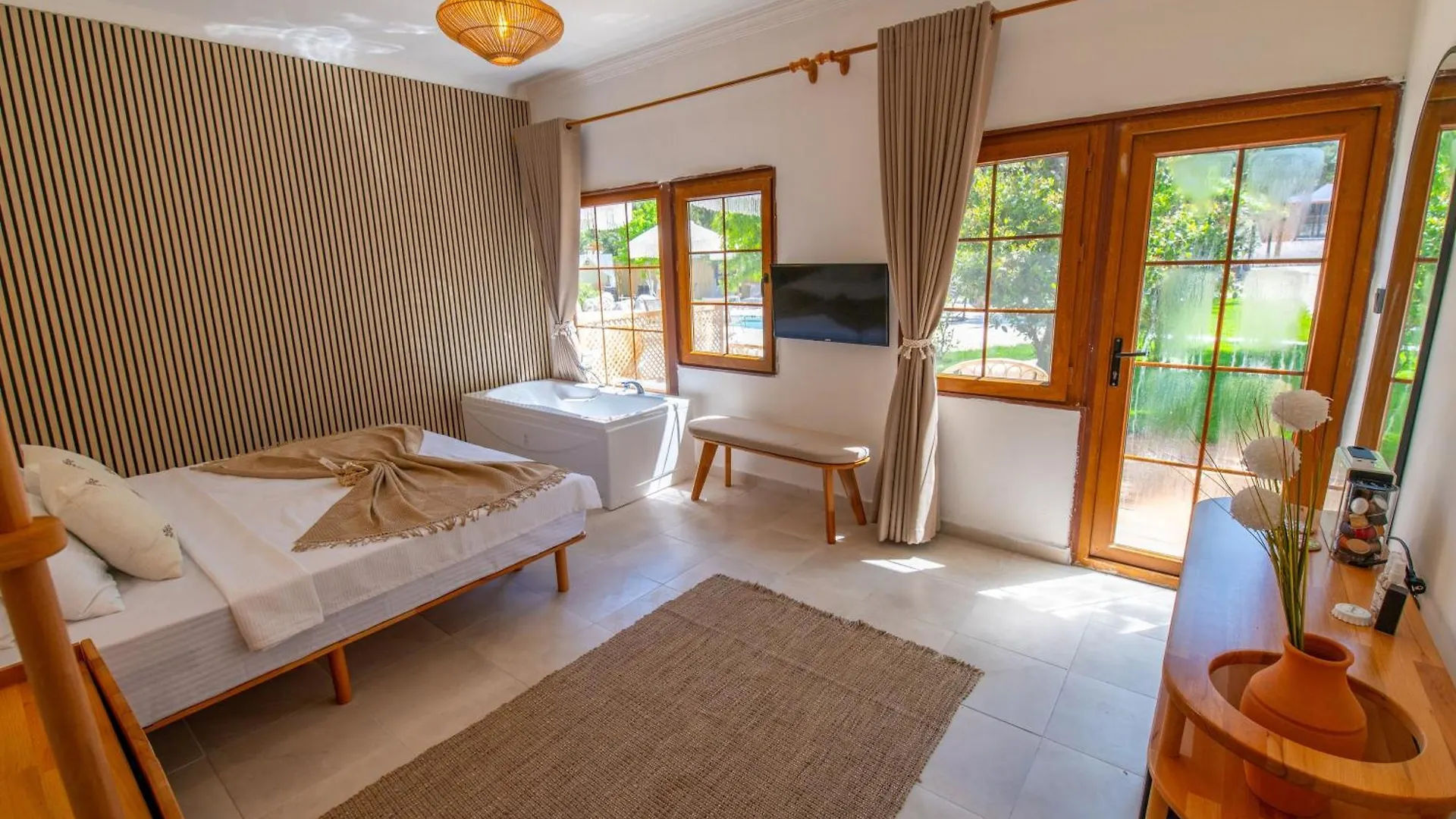 Vodina Lounge Suites Kayaköy