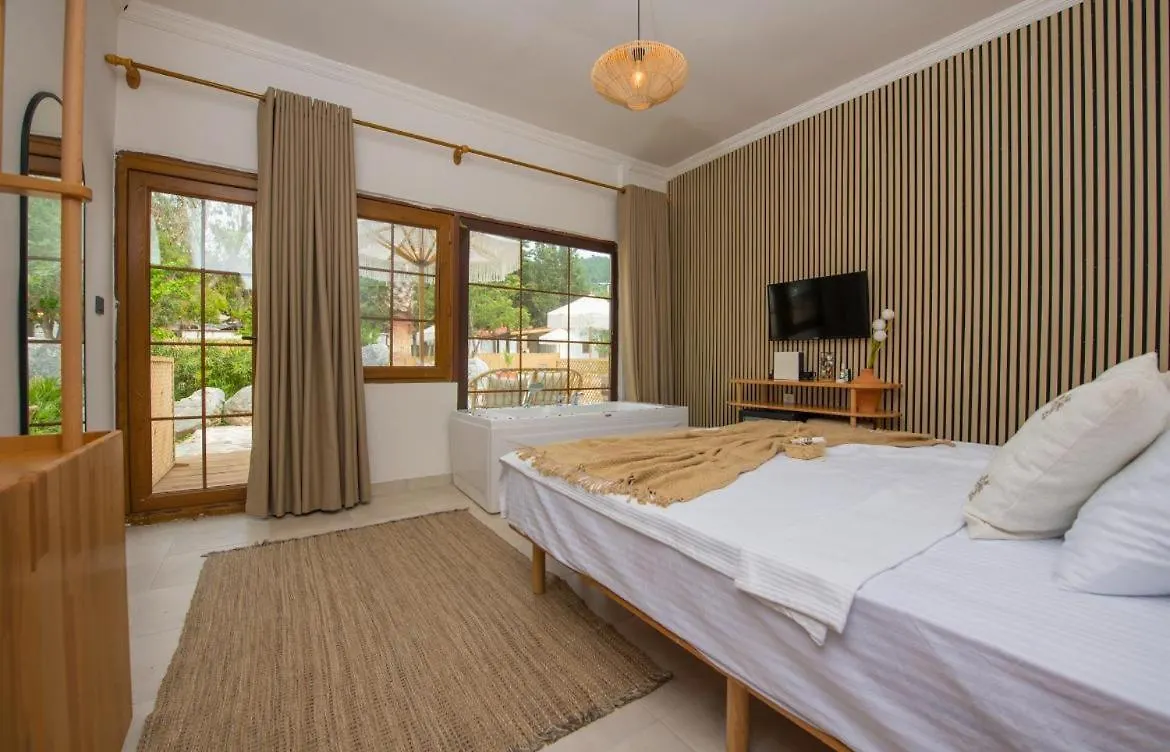 Vodina Lounge Suites Kayaköy